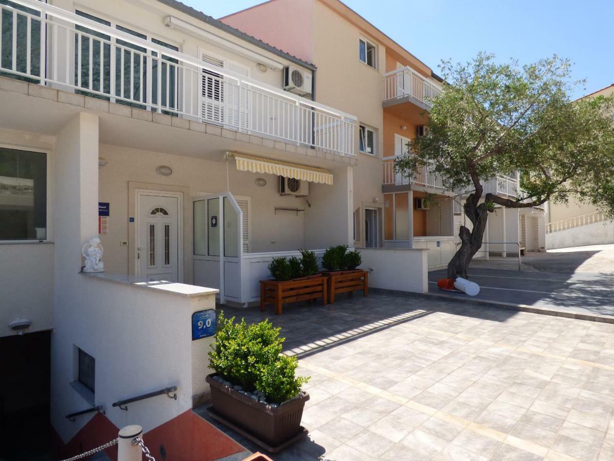 Studios Ruza Baška Voda Exterior foto